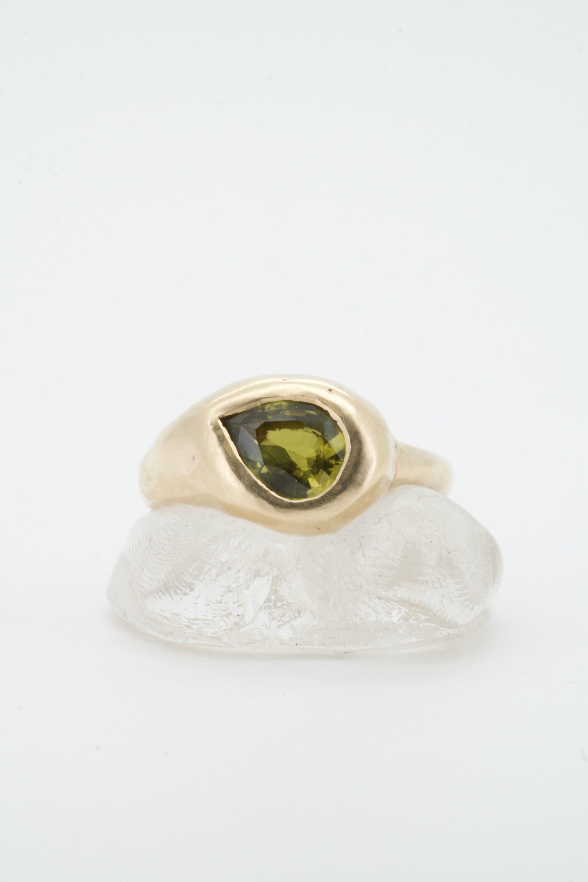 Drip ring - solid 9ct gold + 1.8ct green pear sapphire