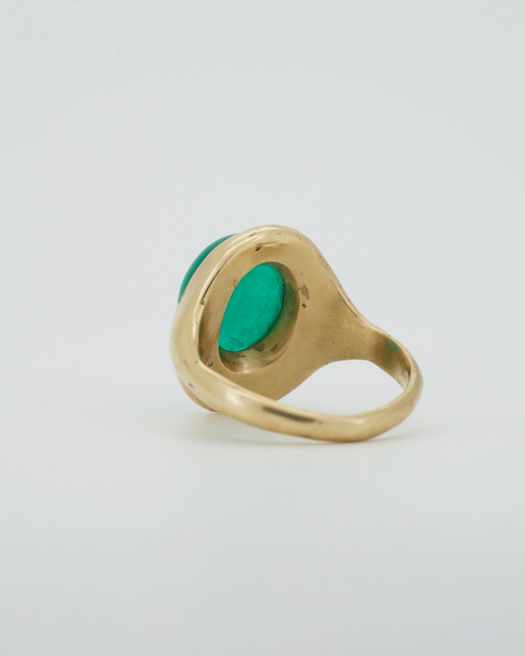 Emerald Egg in solid 9ct gold