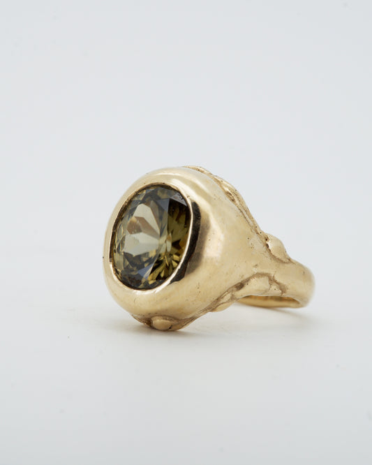 Zircon + solid 9ct yellow gold