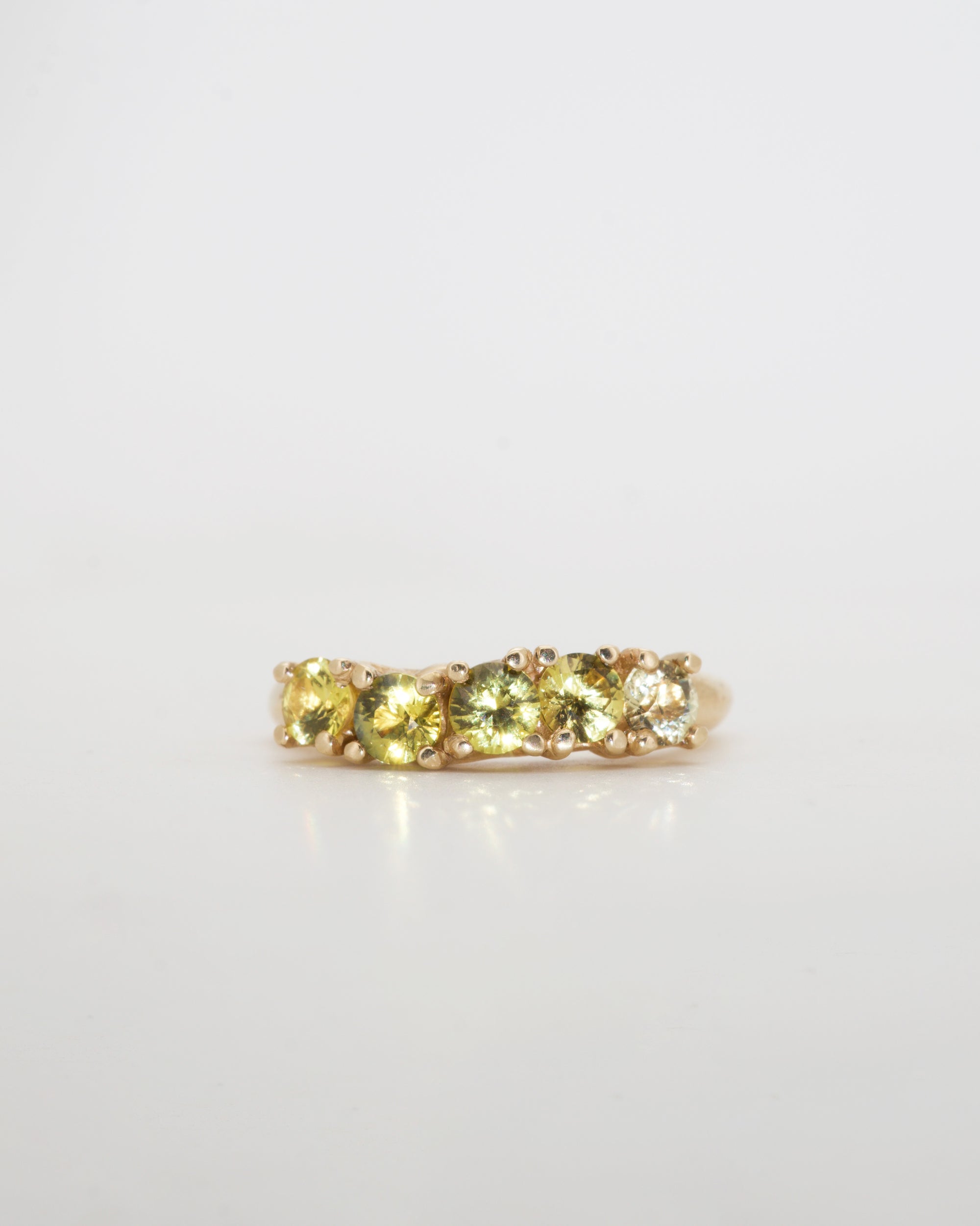 Yellow sapphires + 9ct yellow gold slender nuque