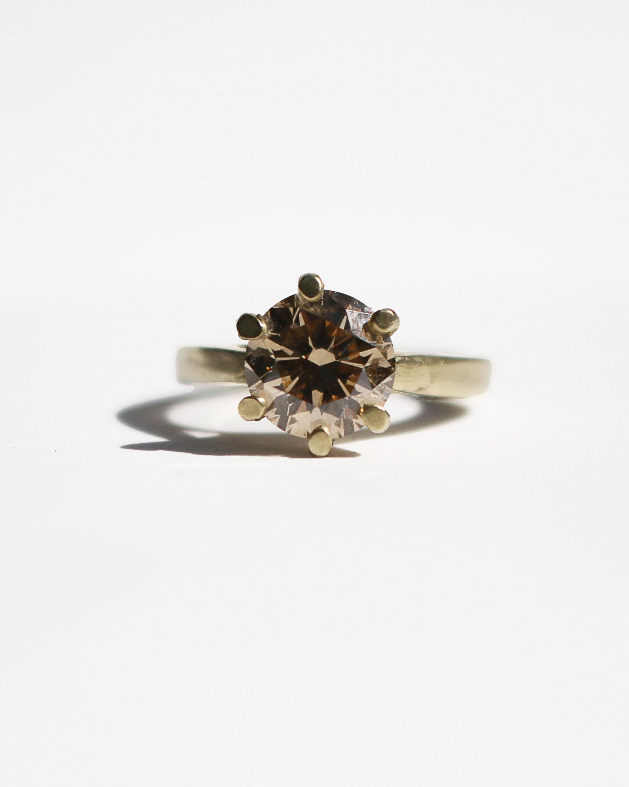 champagne diamond and 14ct yellow gold ring